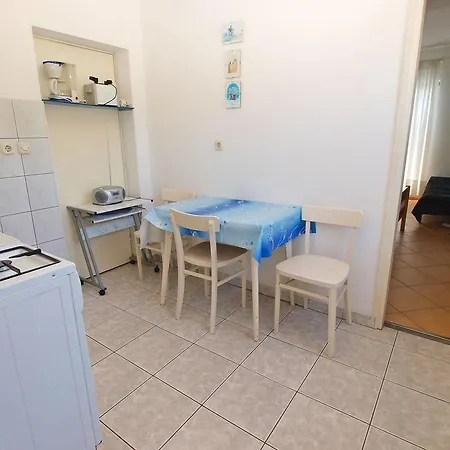 Ljerka 1095 Appartamento Pola